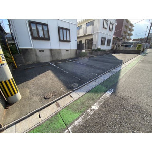 ハイランドの駐車場