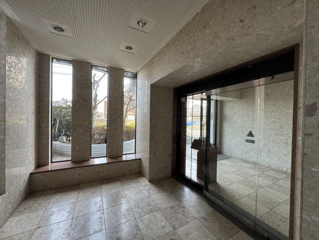 サンライフ到津【小倉北区　中古マンション】のエントランス