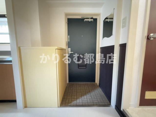 東洋プラザしろきたの玄関