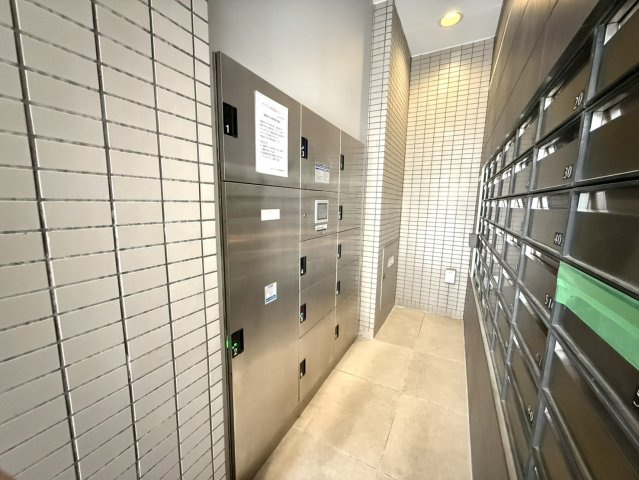 ルジェンテ・リベル六甲道のその他共用部分|嬉しい宅配ボックス付き。