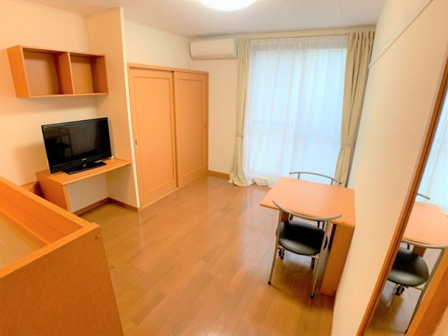 レオパレス岩井川の居間・リビング|設備・仕様は号室により異なる為、現況を優先致します。