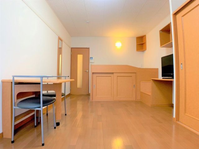 レオパレス岩井川の居間・リビング|設備・仕様は号室により異なる為、現況を優先致します。