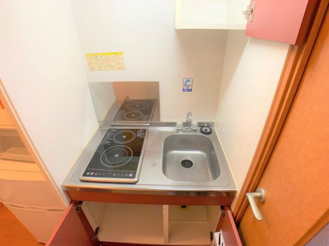 レオパレス岩井川のキッチン|設備・仕様は号室により異なる為、現況を優先致します。