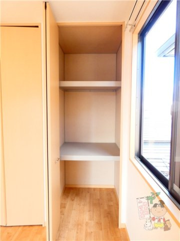 並木町戸建の収納