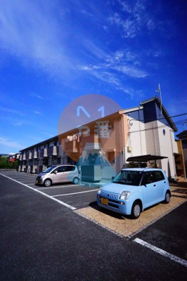 【駐車場】 | メゾンドコンフォール | 共有部分です