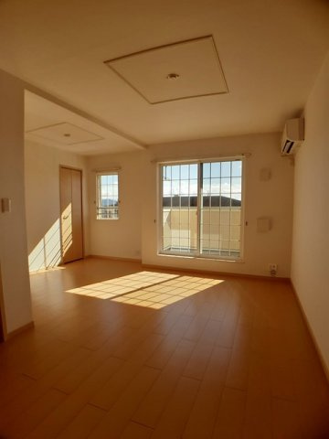 カーサ・ソレイユ　Ｂの居間・リビング|居間です