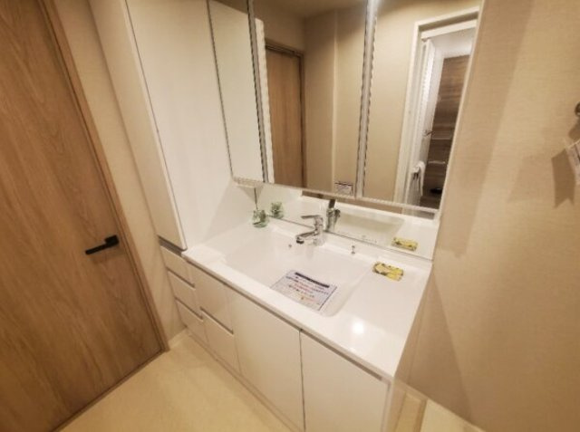 ファミール西八王子Ｂ棟の独立洗面台|施工例です