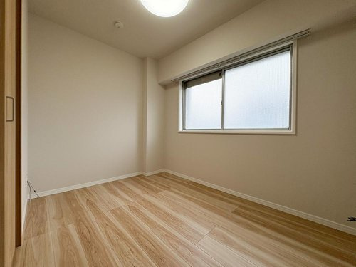 ファミール西八王子Ａ棟の洋室|使い勝手のいい洋室です