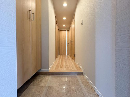 ファミール西八王子Ａ棟の玄関|玄関です