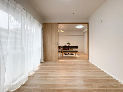 ファミール西八王子Ａ棟の居間・リビング|リビングです