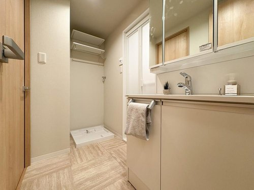 ファミール西八王子Ａ棟の独立洗面台|独立洗面化粧台付き