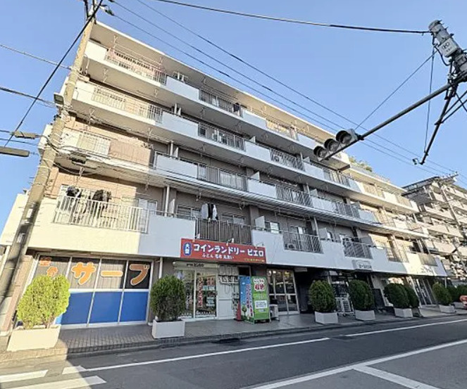 タウンハイツ亀有２号棟の外観|外観は落ち着いています