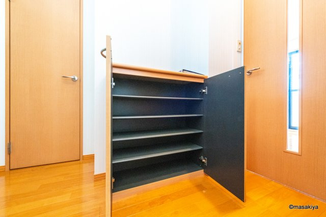 ジェネシスの玄関|下駄箱