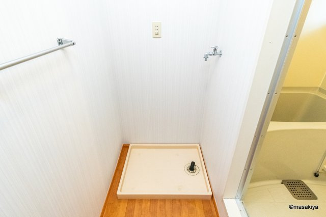 ジェネシスの洗面所|室内洗濯機置き場