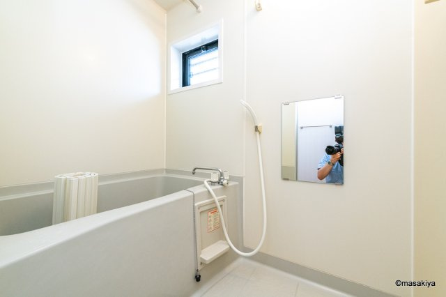 ジェネシスの浴室