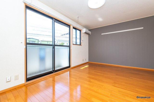 ジェネシスの寝室|洋室