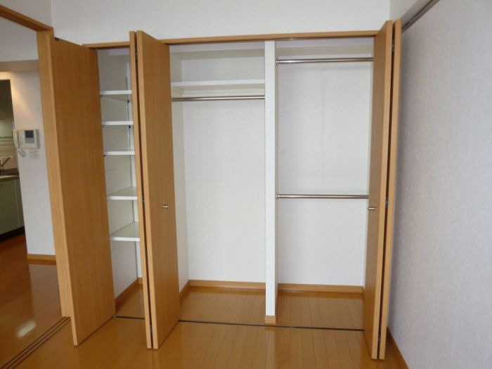 赤坂シャトー松風の収納