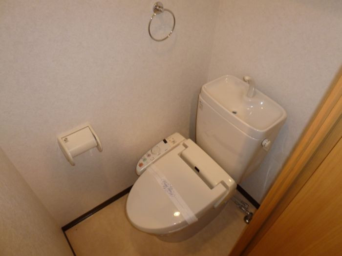 赤坂シャトー松風のトイレ