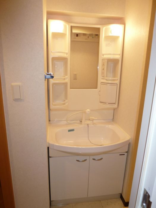 赤坂シャトー松風の洗面所