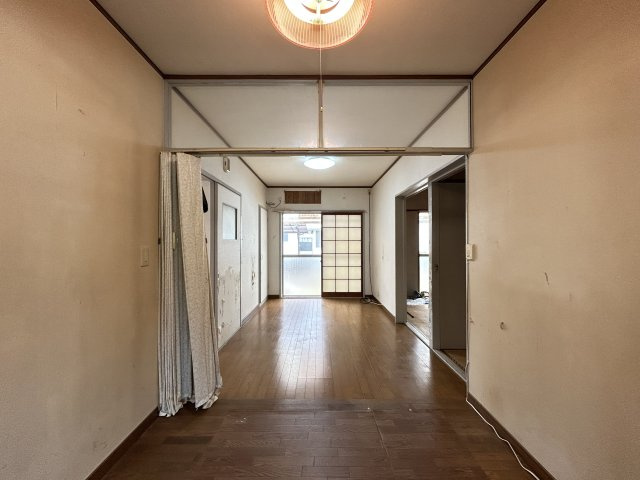 阿南市羽ノ浦町春日野中古戸建の居間・リビング