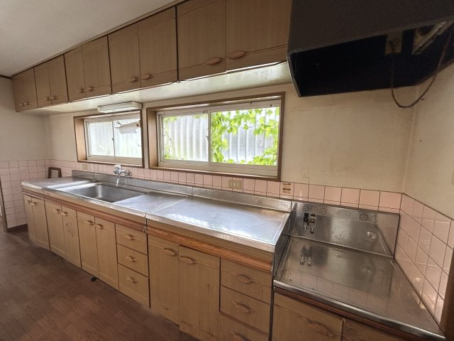 阿南市羽ノ浦町春日野中古戸建のキッチン
