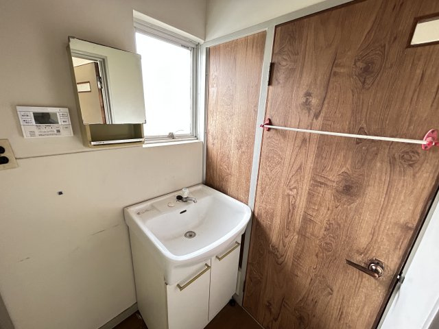 阿南市羽ノ浦町春日野中古戸建の脱衣所