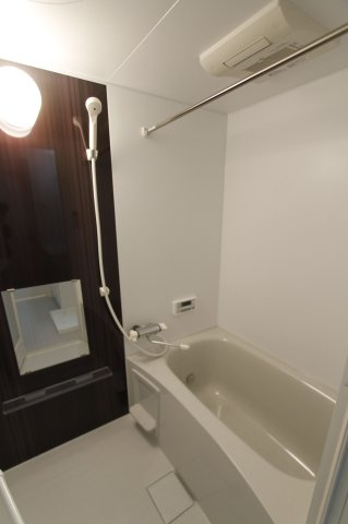 ガナーリア箱崎の浴室