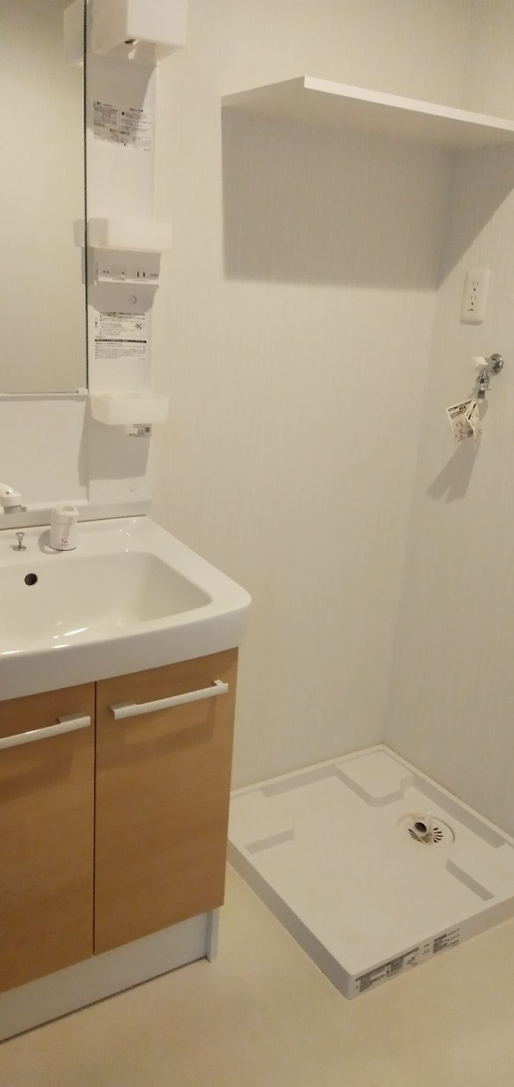 メゾンクラッセ愛宕南の洗面所