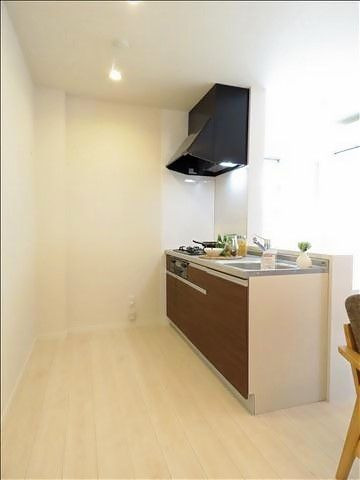 メゾンクラッセ愛宕南のキッチン