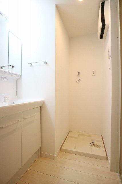 ルーチェ平尾の洗面所