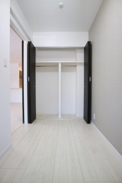 ルーチェ平尾の居間・リビング