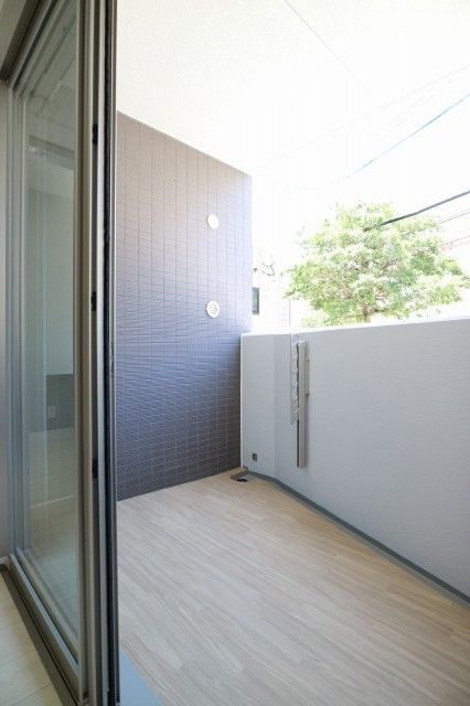 ルーチェ平尾の居間・リビング