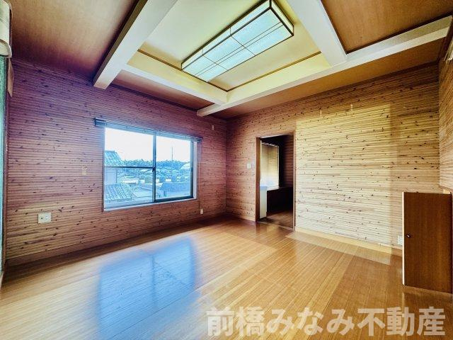 【中古】前橋市川曲町　３LDK＋S※複層ガラス◎の洋室|スタンダードな洋室です