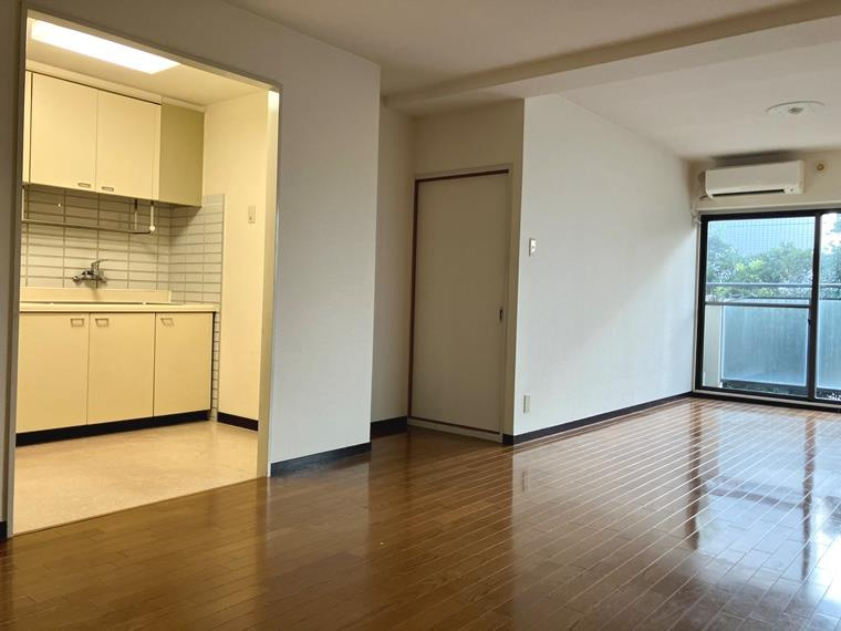 ルミネ根岸公園の居間・リビング