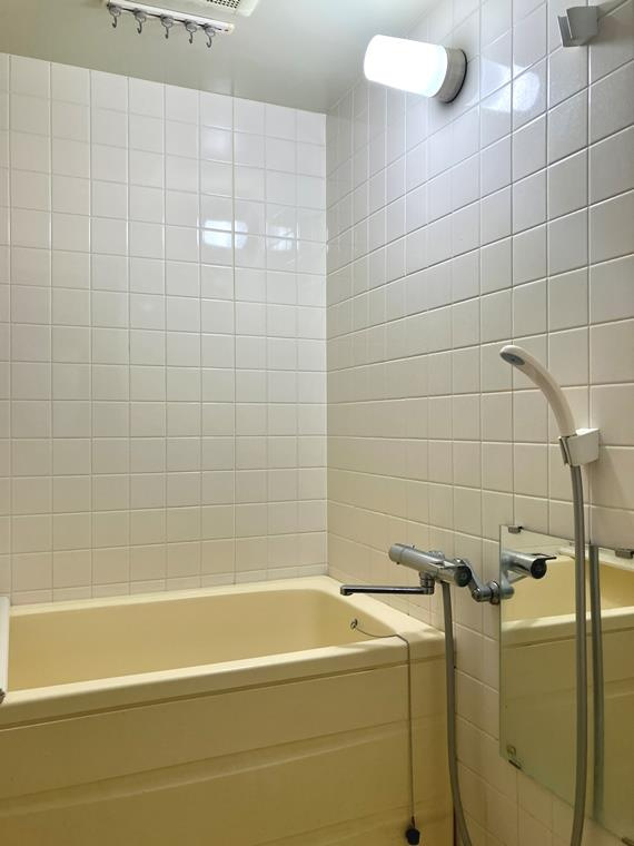 ルミネ根岸公園の浴室