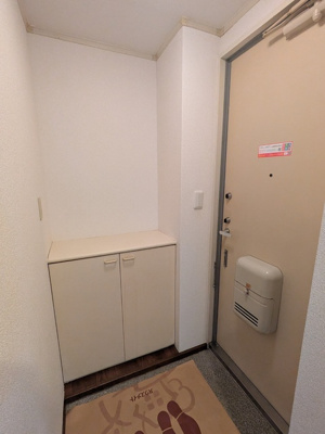 シューズBOXあります。