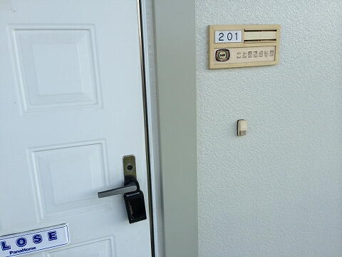 ツイン Bの玄関|201号室の玄関