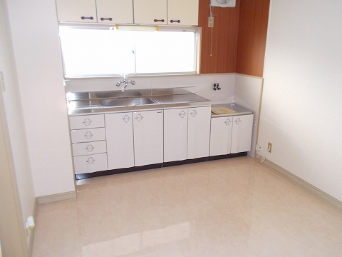 コーポIWASAのキッチン