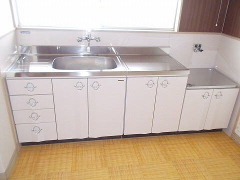 コーポIWASAのキッチン