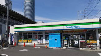 ファミリーマート 港北篠原町店まで80ｍ