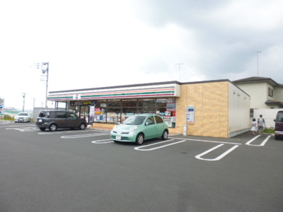 セブン-イレブン 伊勢原板戸店まで400ｍ