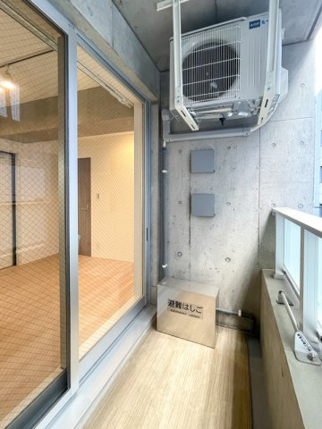 スフィア日本橋富沢町のバルコニー