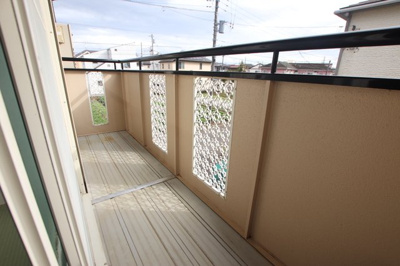 手早く洗濯物が干せるバルコニー