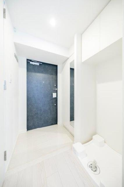 アーバネックス東京八丁堀の玄関|※写真は同タイプ住戸です。