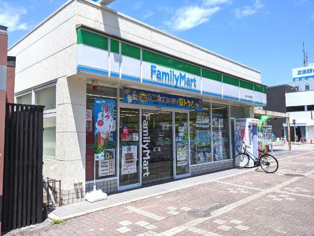 ロッシュ・フォーレの周辺|ファミリーマート栂美木多駅前店まで1,067ｍ