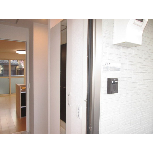 各務原市鵜沼三ツ池町５丁目のアパートの収納