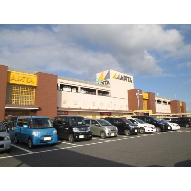 各務原市鵜沼三ツ池町５丁目のアパートの周辺