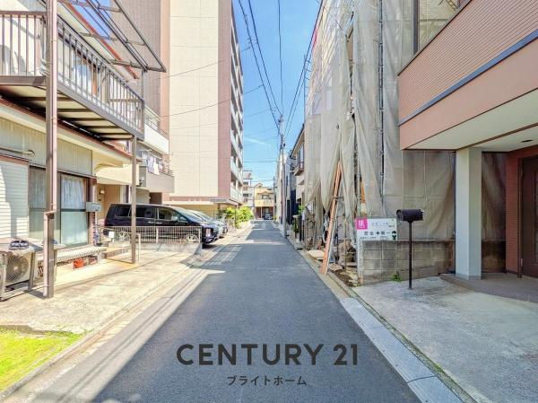 川崎市幸区塚越２丁目の新築一戸建の前面道路含む現地写真|周辺環境も合わせてご案内させて頂きます！
お気軽にお問い合わせ下さい！