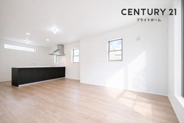 川崎市川崎区小田６丁目の新築一戸建の居間・リビング|明るいLDK！！
陽当たり良好です。