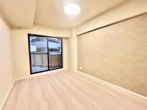 ディアナコート二子玉川園の洋室|日当たりが良く気持ちの良い居室です